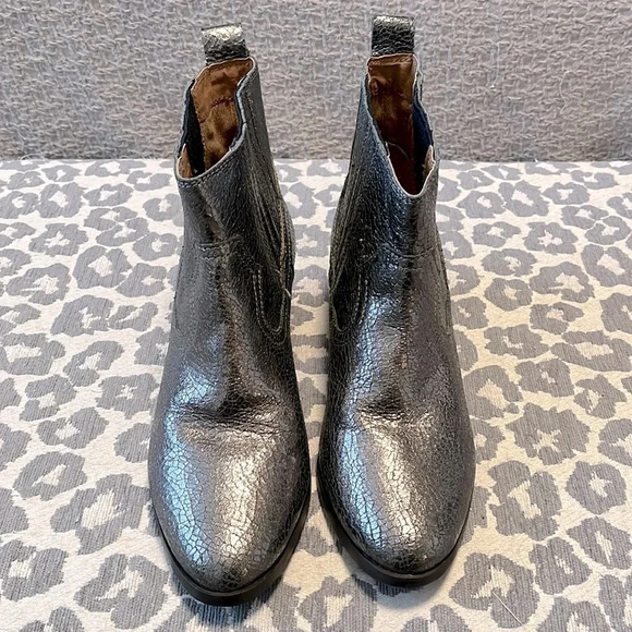 NWOT LEVIS Metallic Leather Western Cowboy Boot, Size 8.5 - Picture 3 of 10